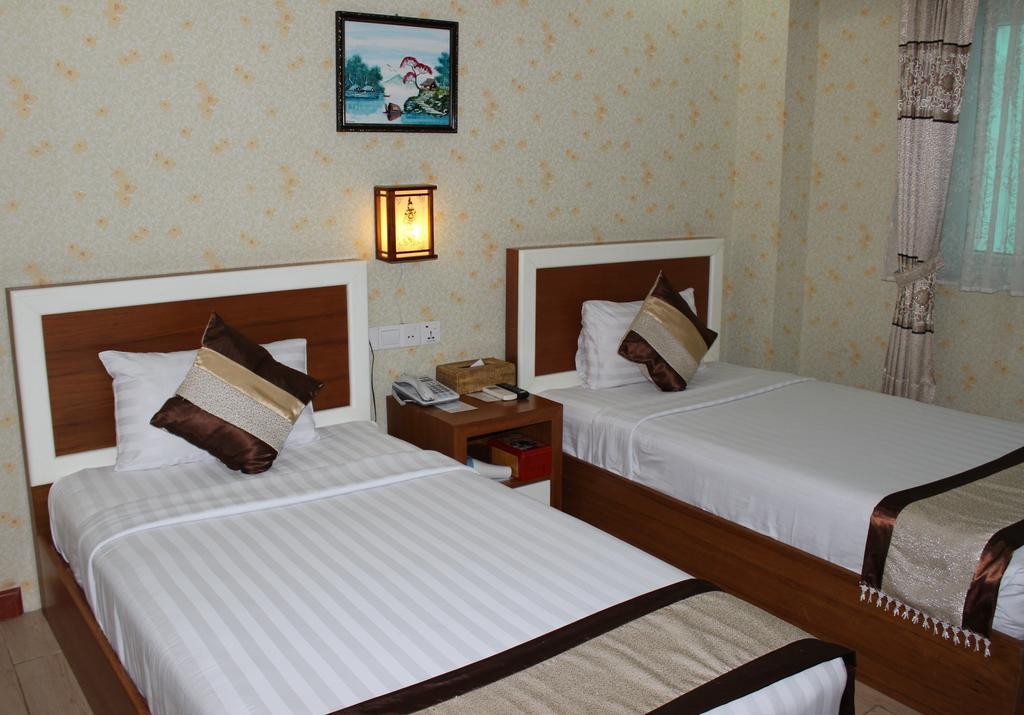 Hotel Kan Kaw Yangon Exterior photo