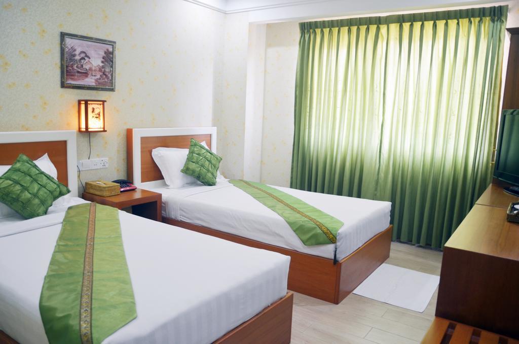 Hotel Kan Kaw Yangon Exterior photo