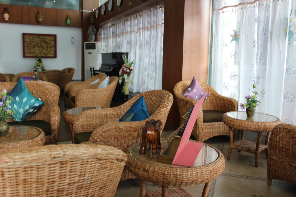 Hotel Kan Kaw Yangon Exterior photo